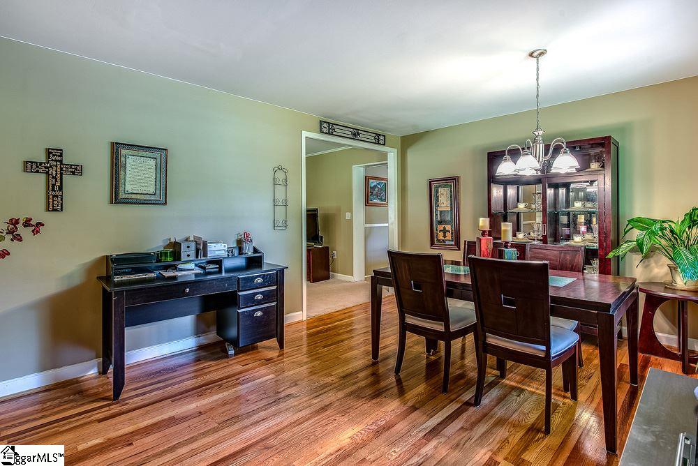 331 Brown Road Simpsonville, SC 29681 - Photo 2 of 18 Gallery Image 2