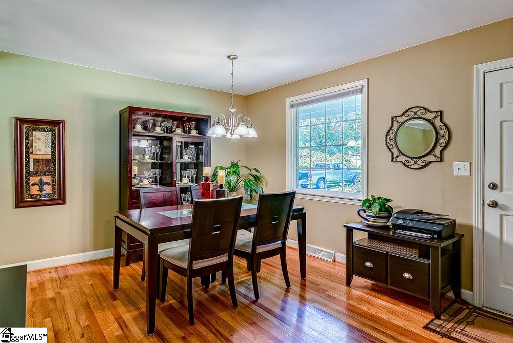 331 Brown Road Simpsonville, SC 29681 - Photo 3 of 18 Gallery Image 3