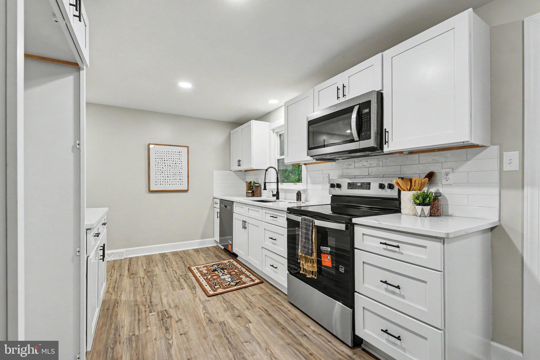 73 Sharon Road Enola, PA 17025 - Photo 3 of 30 Gallery Image 3