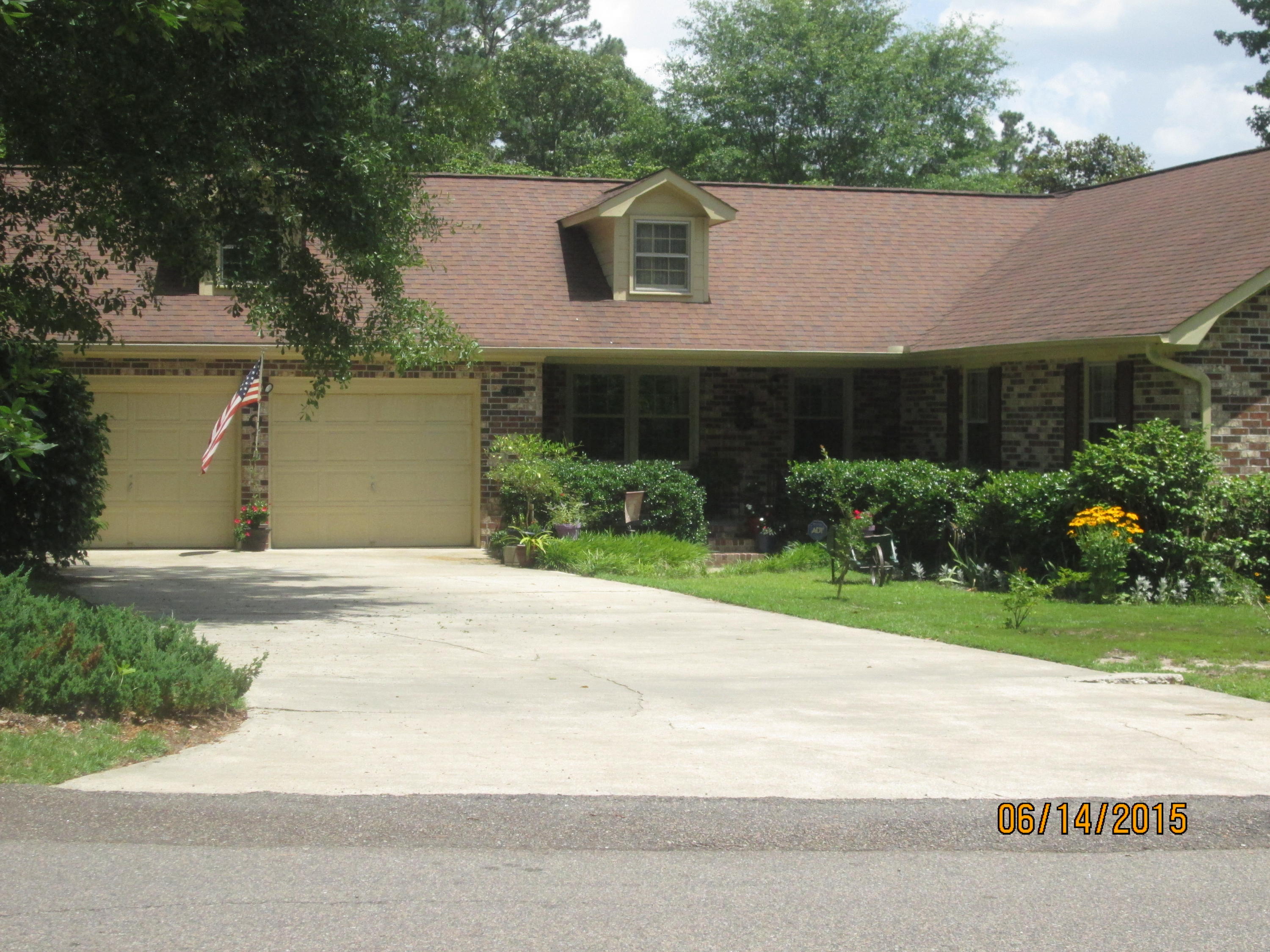 401 Grouse Road Summerville, SC 29485 - Photo 1 of 25 IMG_0564