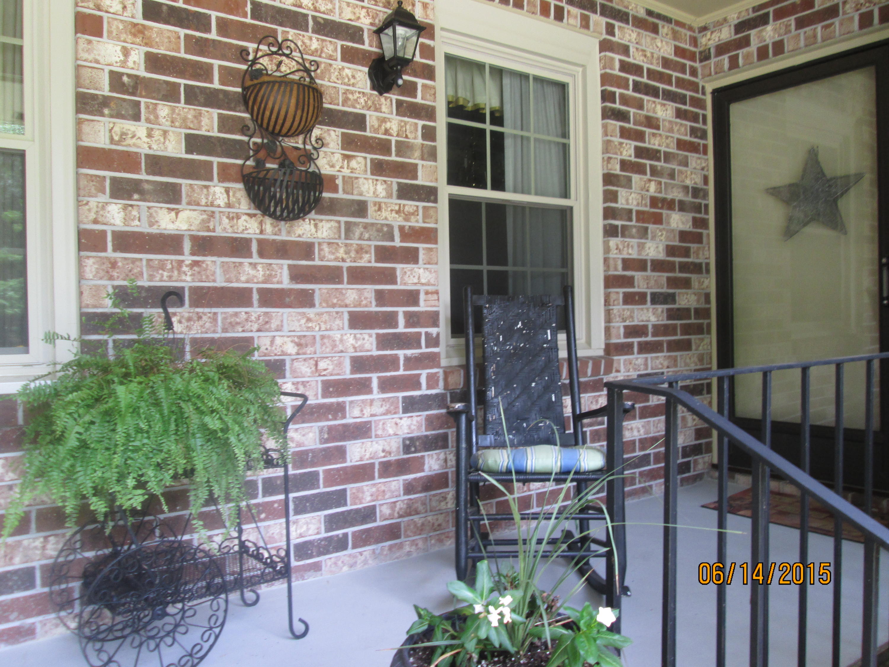 401 Grouse Road Summerville, SC 29485 - Photo 2 of 25 IMG_0551