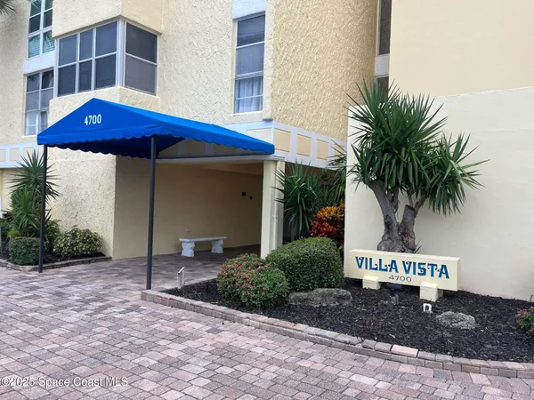 $2,100 | 4700 Ocean Beach Boulevard, Unit 410, Cocoa Beach, FL 32931