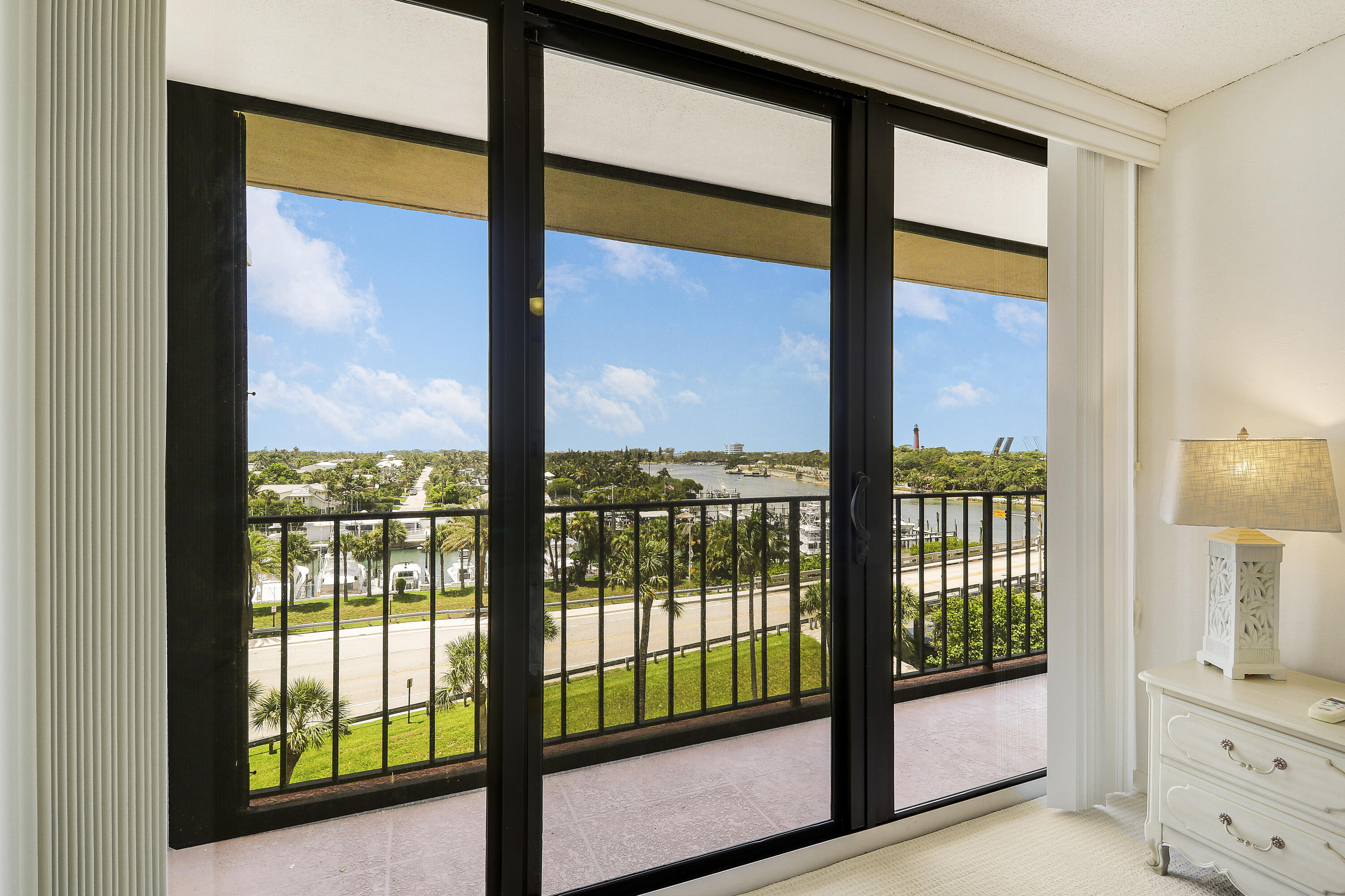 225 South Beach Road, Unit 605 Jupiter, FL 33469 - Photo 9 of 51 House2-2