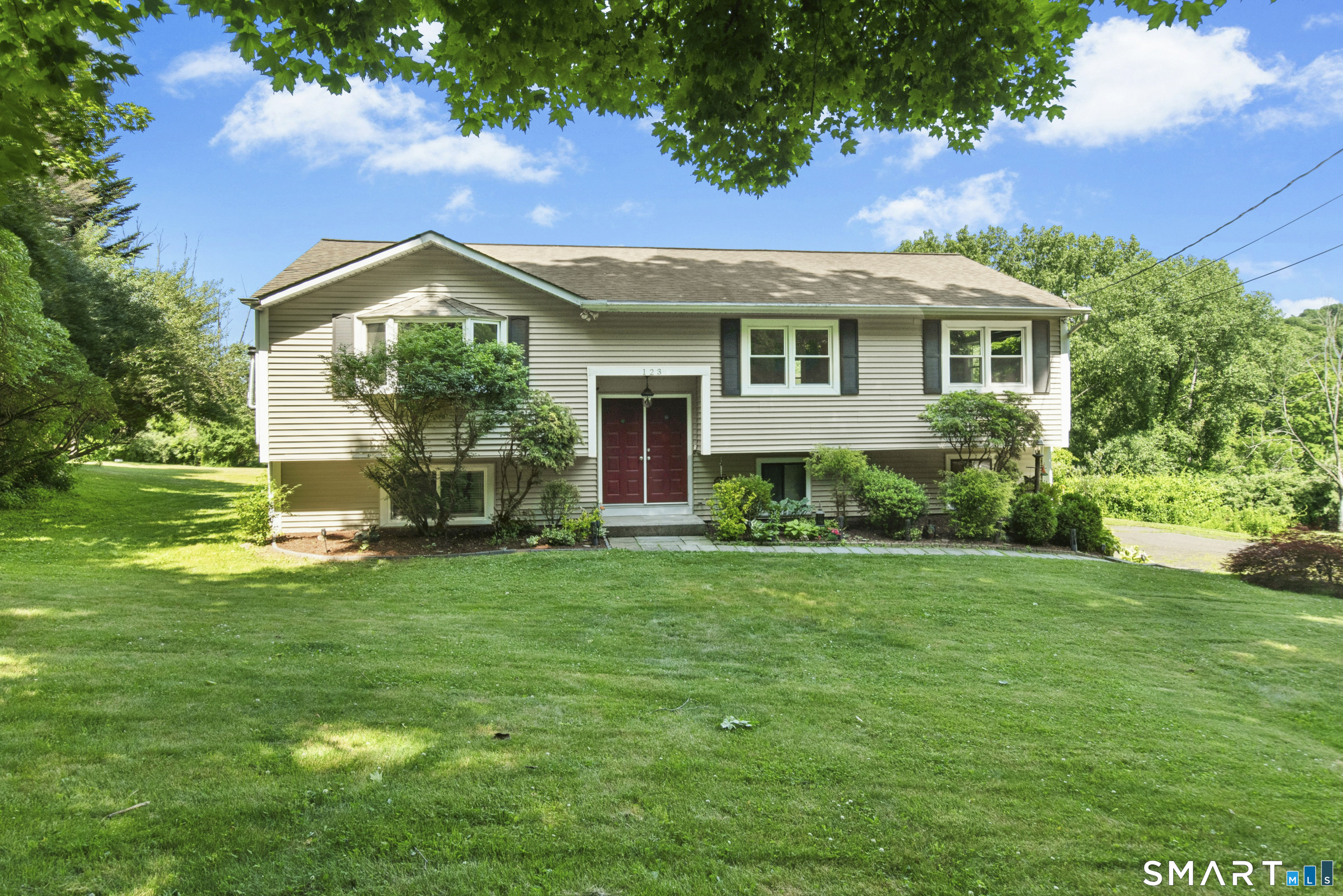 123 Briar Ridge Road Danbury, CT 06810 - Photo 28 of 29