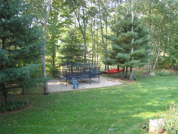 45 Yorkshire Road Dover, MA 02030 - Photo 11 of 12