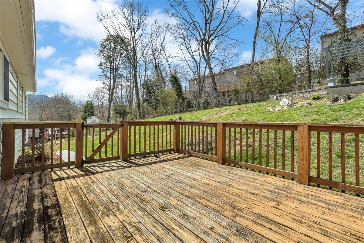 3551 Meadowlark Road Roanoke, VA 24018 - Photo 14 of 51 14-3551 Meadowlark Rd_14