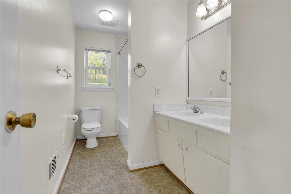 3551 Meadowlark Road Roanoke, VA 24018 - Photo 27 of 51 27-3551 Meadowlark Rd_27