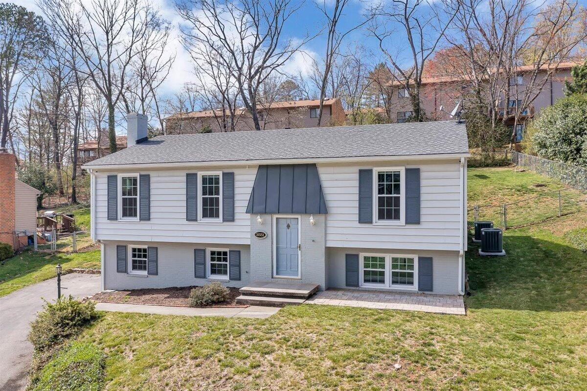 04-3551 Meadowlark Rd_04