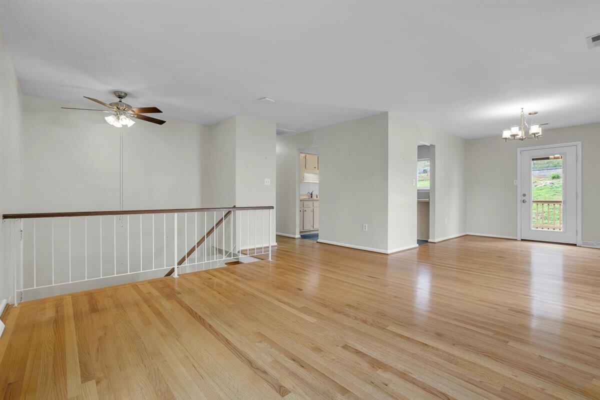 3551 Meadowlark Road Roanoke, VA 24018 - Photo 10 of 51 10-3551 Meadowlark Rd_10