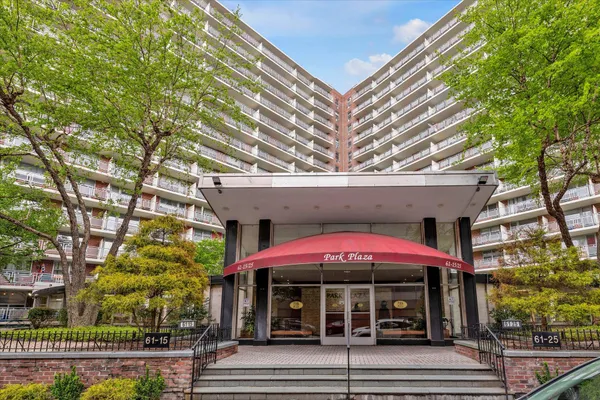 $558,888 | 61-15 97th Street, Unit 6A | Rego Park