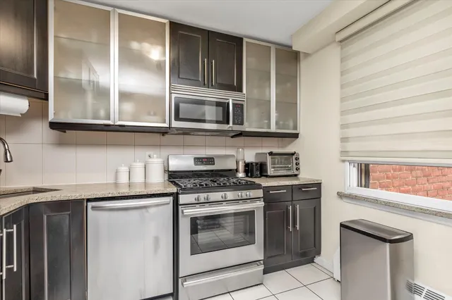 $558,888 | 61-15 97th Street, Unit 6A | Rego Park