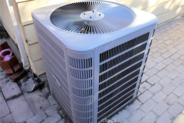 a view of a storage & utility room