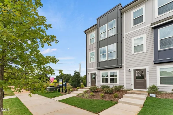$2,250 | 413 North Fisher Street, Raleigh, NC 27610