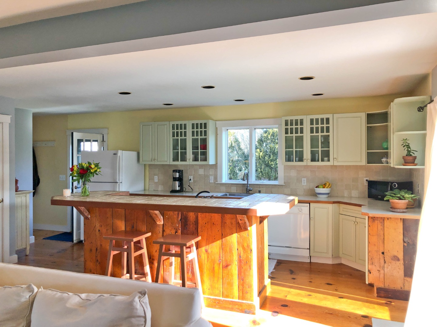 4 Raceway Drive Nantucket, MA 02554 - Photo 6 of 24 Gallery Image 6