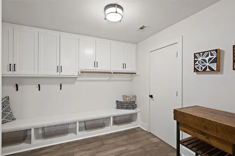 $1,495,000 | 5721 Louise Lane, Austin, TX 78757