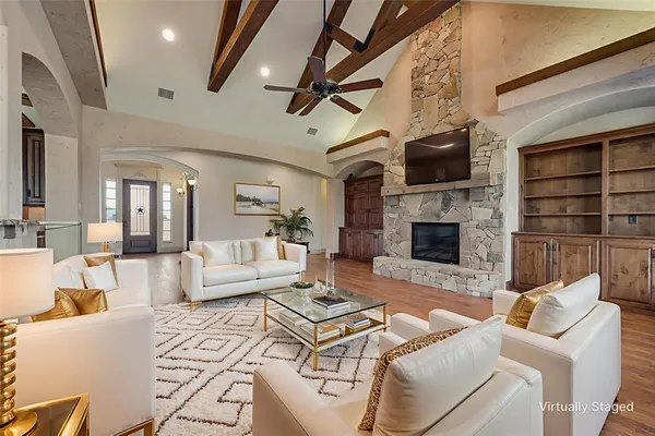 $870,000 | 1088 Shadow Lakes Drive, Wills Point, TX 75169