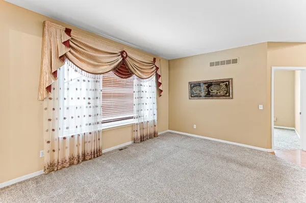 $4,500 | 49896 Parkside Drive, Northville, MI 48168