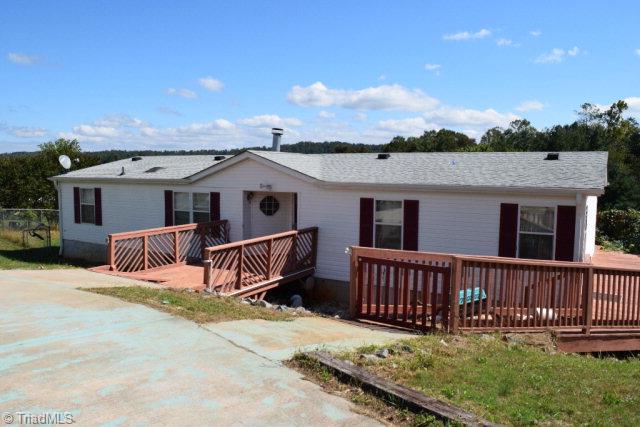 228 Rab Road Purlear, NC 28665 - Photo 1 of 33 Main View