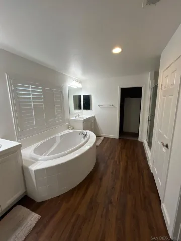 $899,000 | 33845 Sattui Street, Temecula, CA 92592