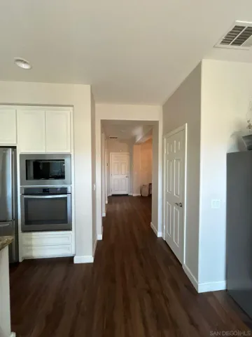 $899,000 | 33845 Sattui Street, Temecula, CA 92592