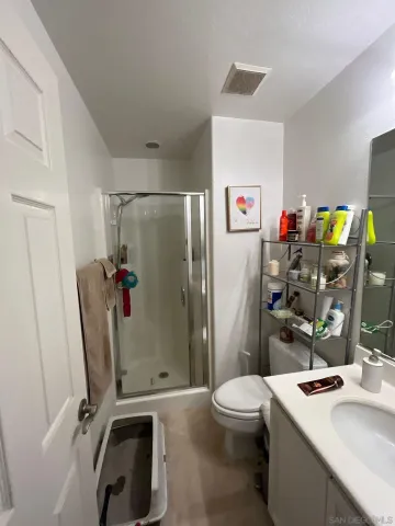 $899,000 | 33845 Sattui Street, Temecula, CA 92592