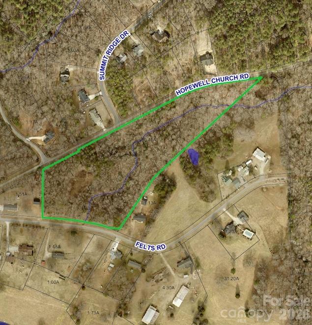 500 Hopewell Church Road Catawba, NC 28609 - Photo 2 of 6 a bathroom with a bathtub