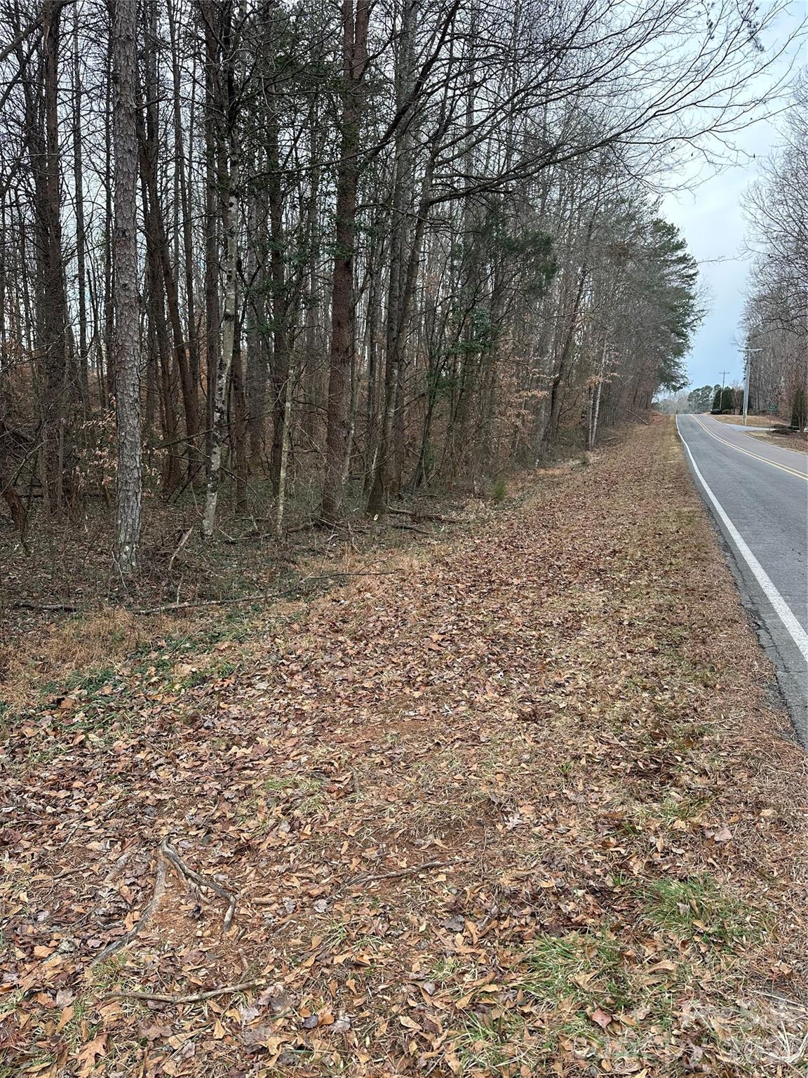 500 Hopewell Church Road Catawba, NC 28609 - Photo 5 of 6 a view of a yard with large trees