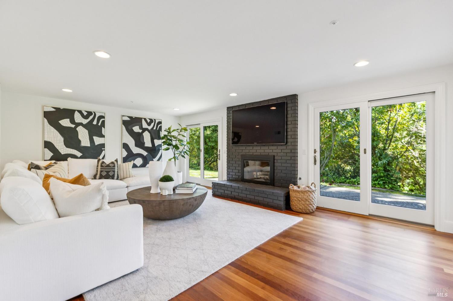 17 Tanfield Road Tiburon, CA 94920 - Photo 27 of 54