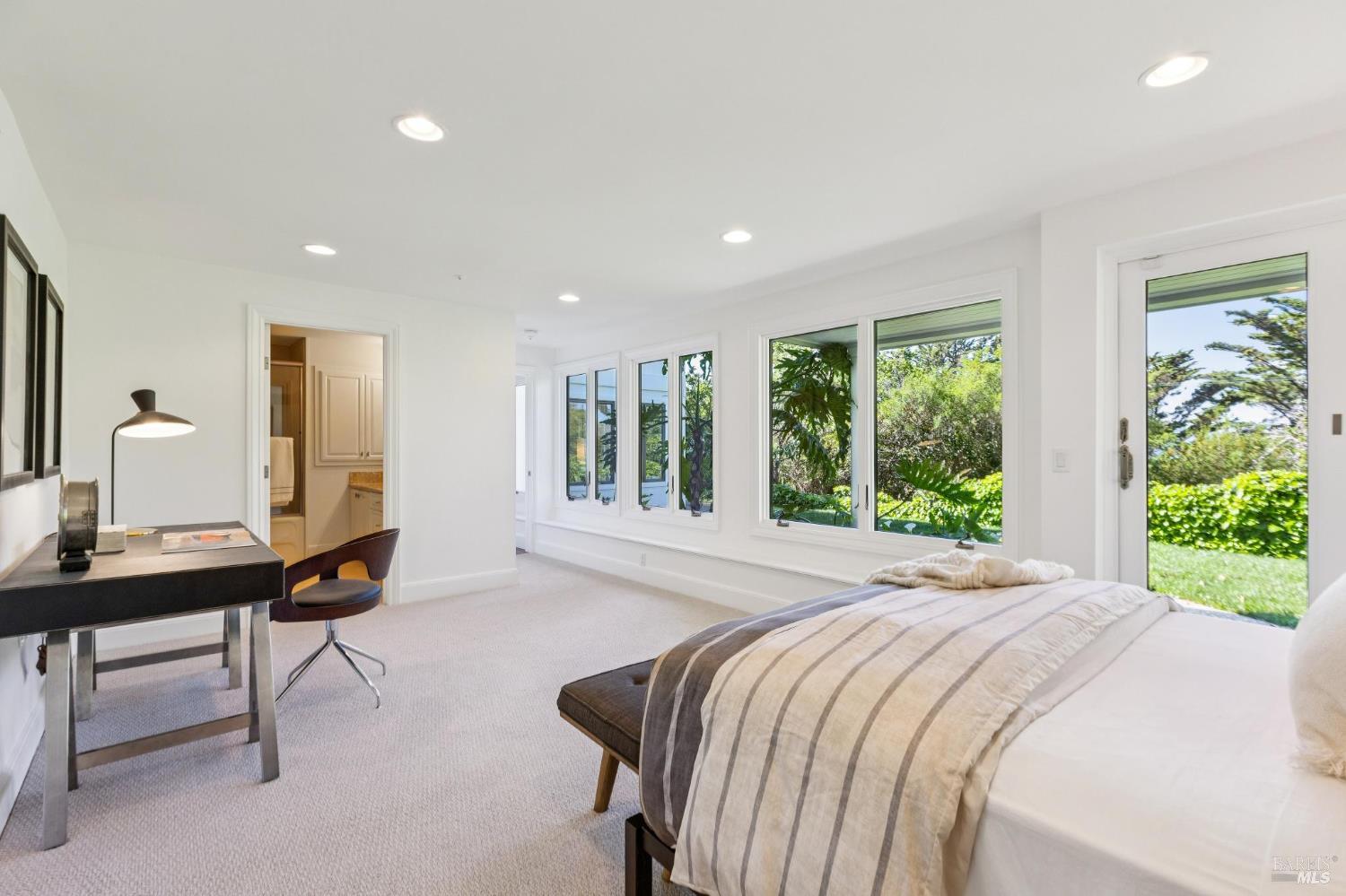 17 Tanfield Road Tiburon, CA 94920 - Photo 32 of 54