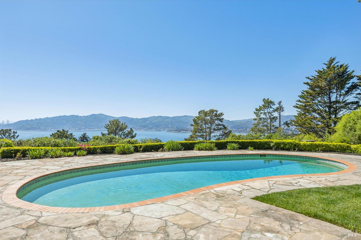 17 Tanfield Road Tiburon, CA 94920 - Photo 39 of 54