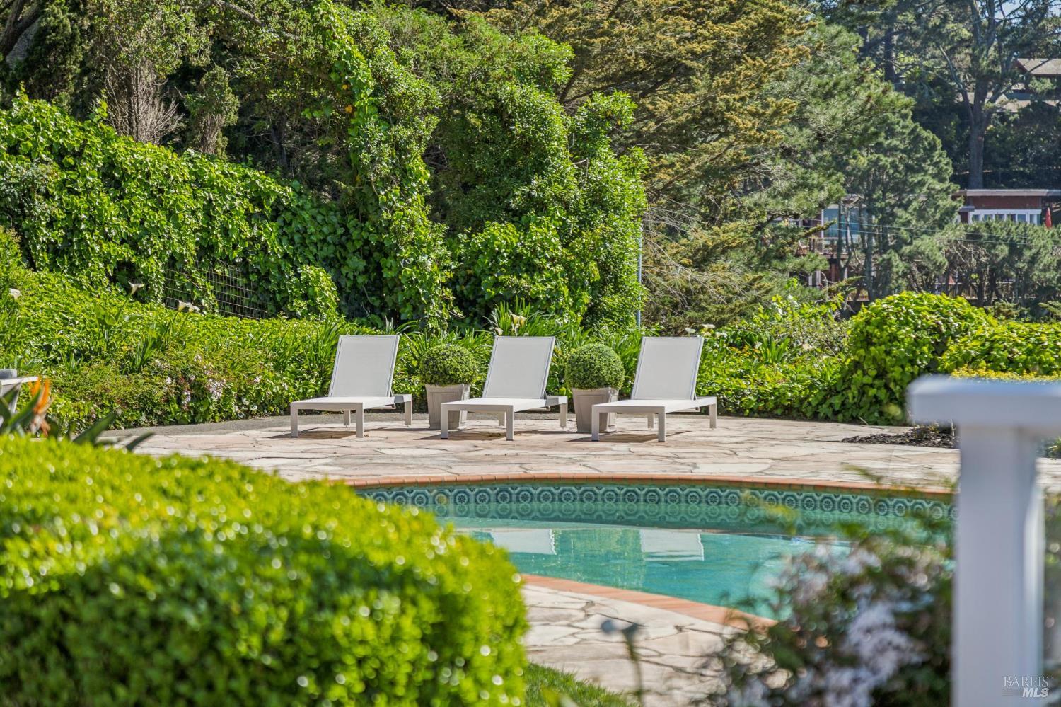 17 Tanfield Road Tiburon, CA 94920 - Photo 44 of 54