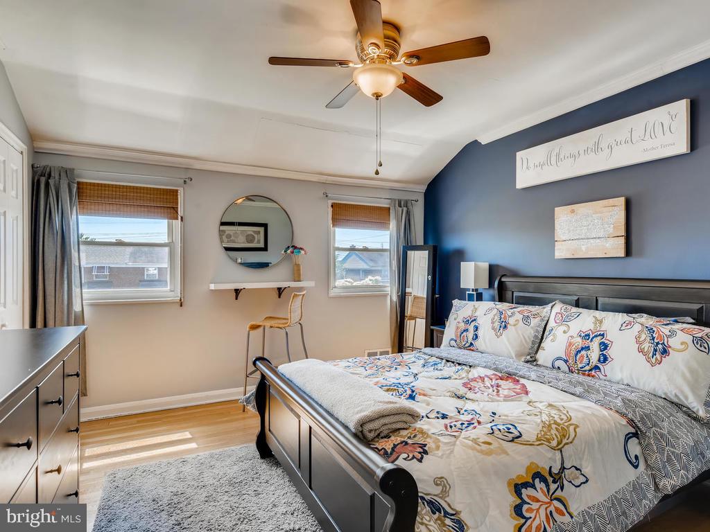 1906 Holborn Road Baltimore, MD 21222 - Photo 15 of 29 Bright welcoming Mstr Bdrm!
