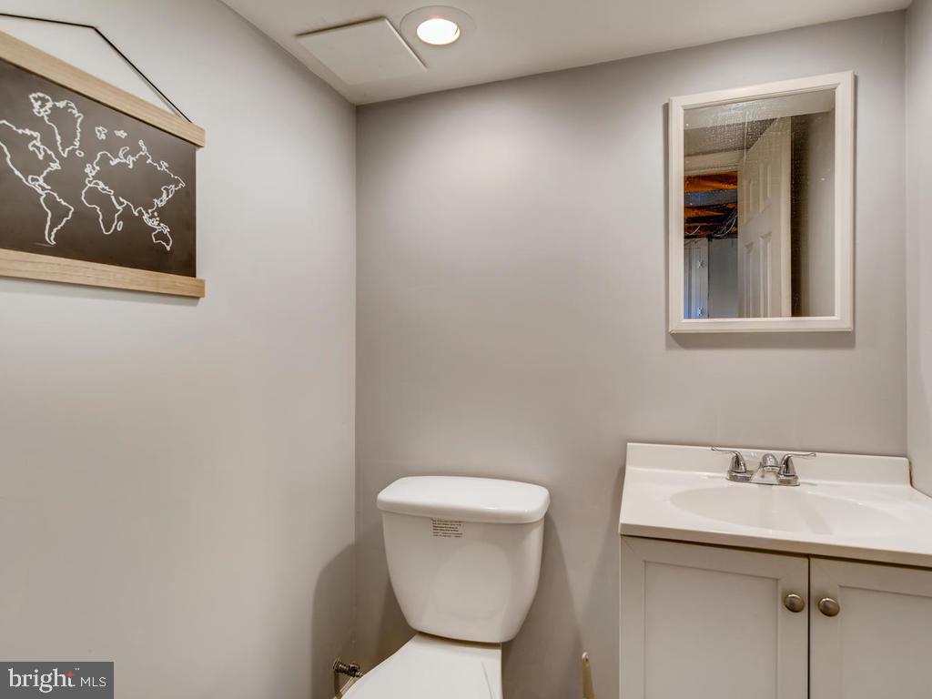 1906 Holborn Road Baltimore, MD 21222 - Photo 22 of 29 Spacious Powder Room (lower level)
