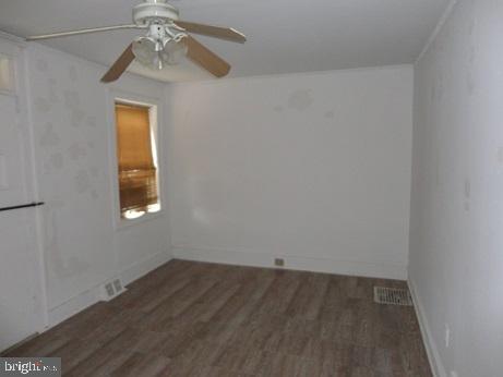 3028 North Merrimac Road Camden, NJ 08104 - Photo 4 of 13