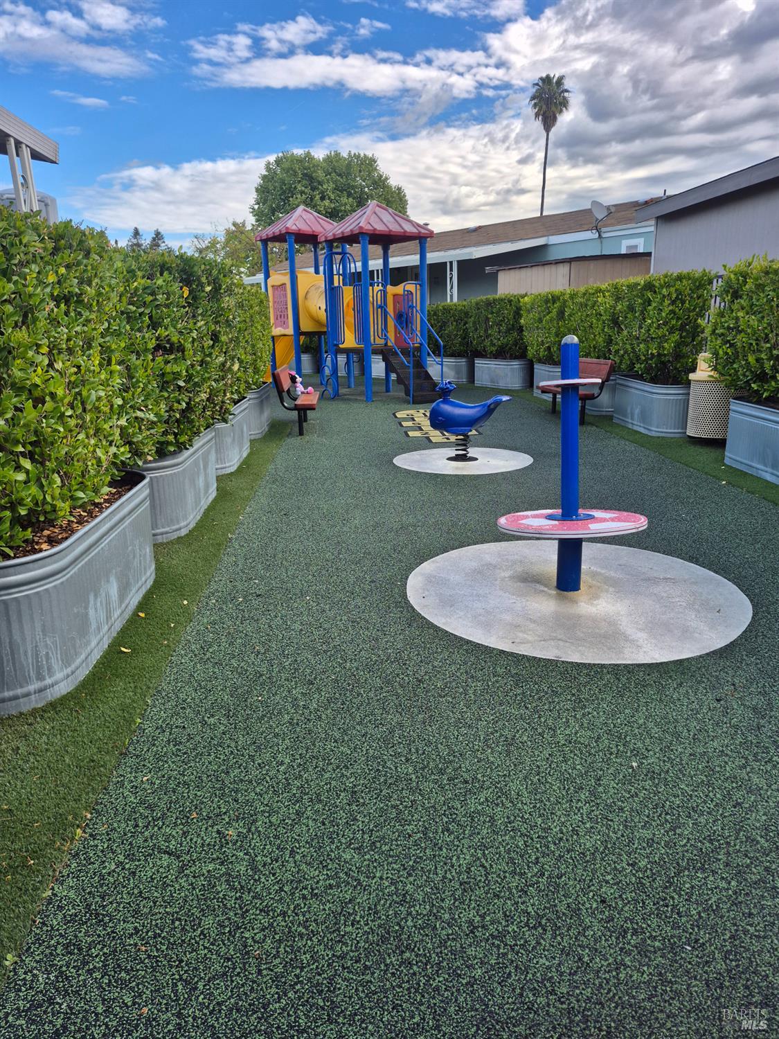 246 Apple Lane Santa Rosa, CA 95407 - Photo 9 of 12 a view of a house with swimming pool and a yard