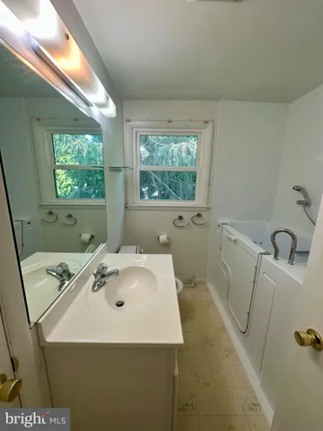 $2,350 | 2475 Wharton Road, York, PA 17402