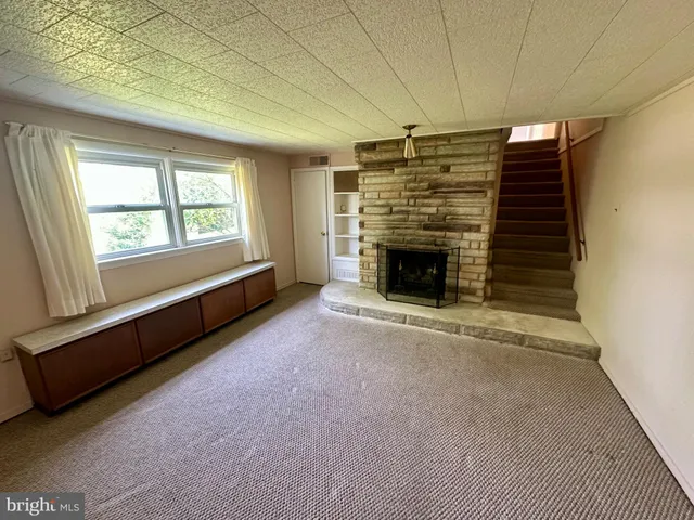 $2,350 | 2475 Wharton Road, York, PA 17402