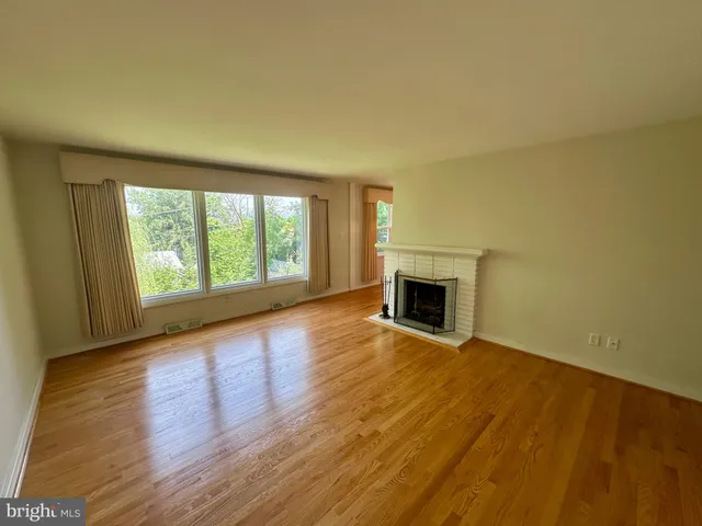 $2,350 | 2475 Wharton Road, York, PA 17402