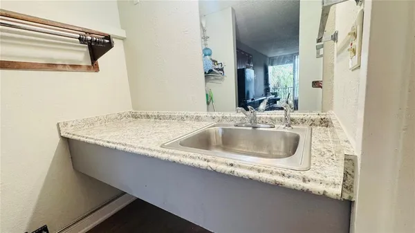 $849 | 7900 South Orange Blossom Trail, Orlando, FL 32809