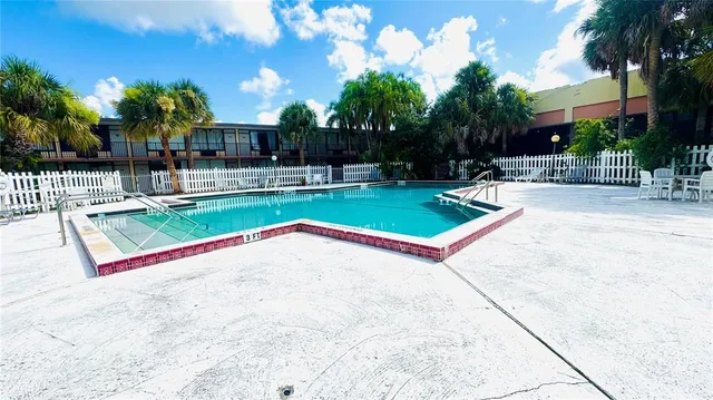 $849 | 7900 South Orange Blossom Trail, Orlando, FL 32809