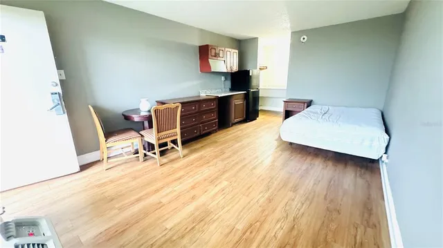 $849 | 7900 South Orange Blossom Trail, Orlando, FL 32809