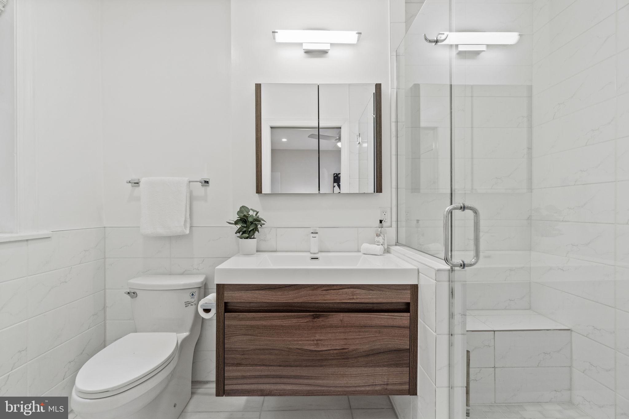 315 R Street Northwest, Unit 1 Washington, DC 20001 - Photo 11 of 19