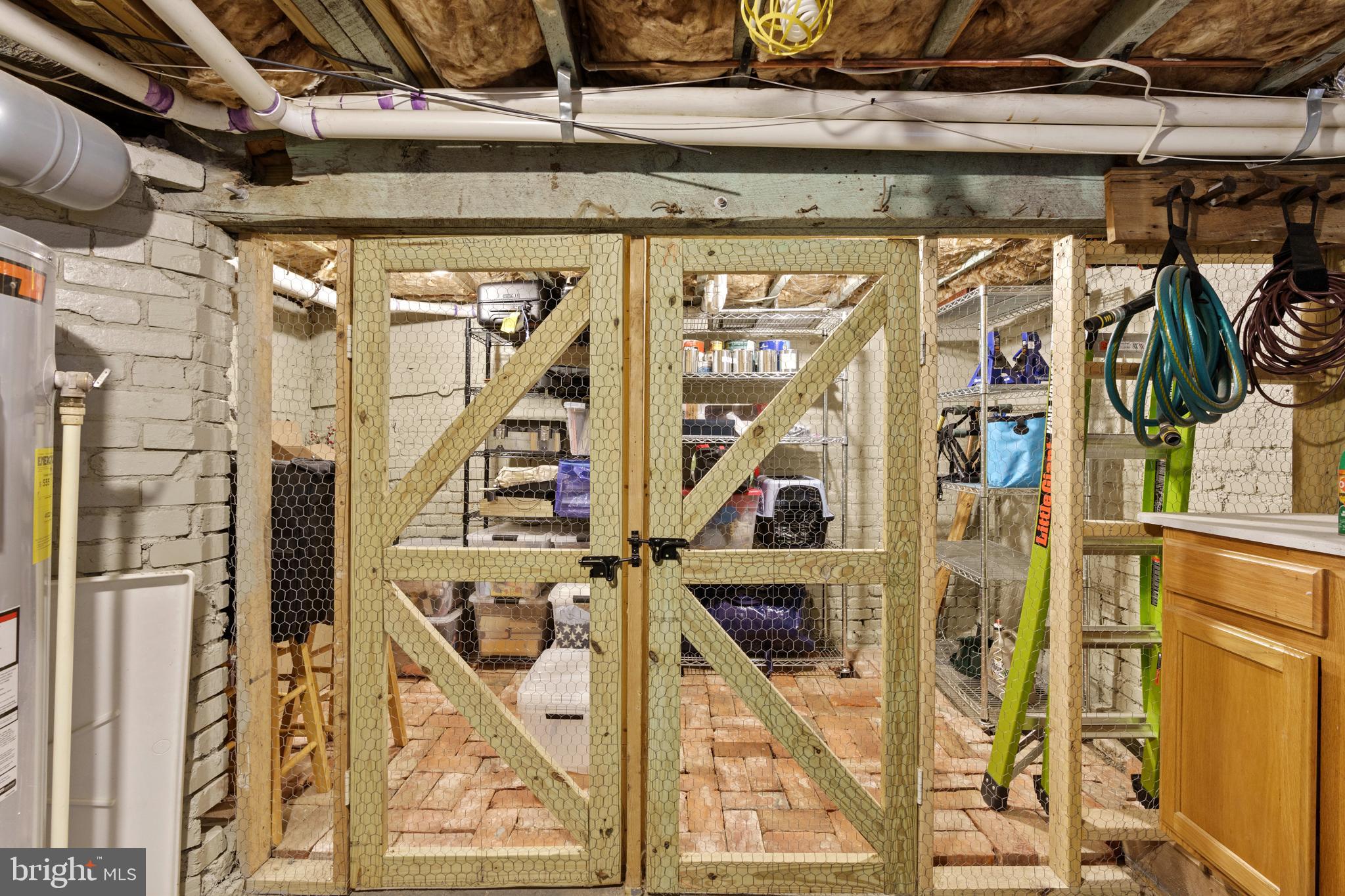 315 R Street Northwest, Unit 1 Washington, DC 20001 - Photo 18 of 19