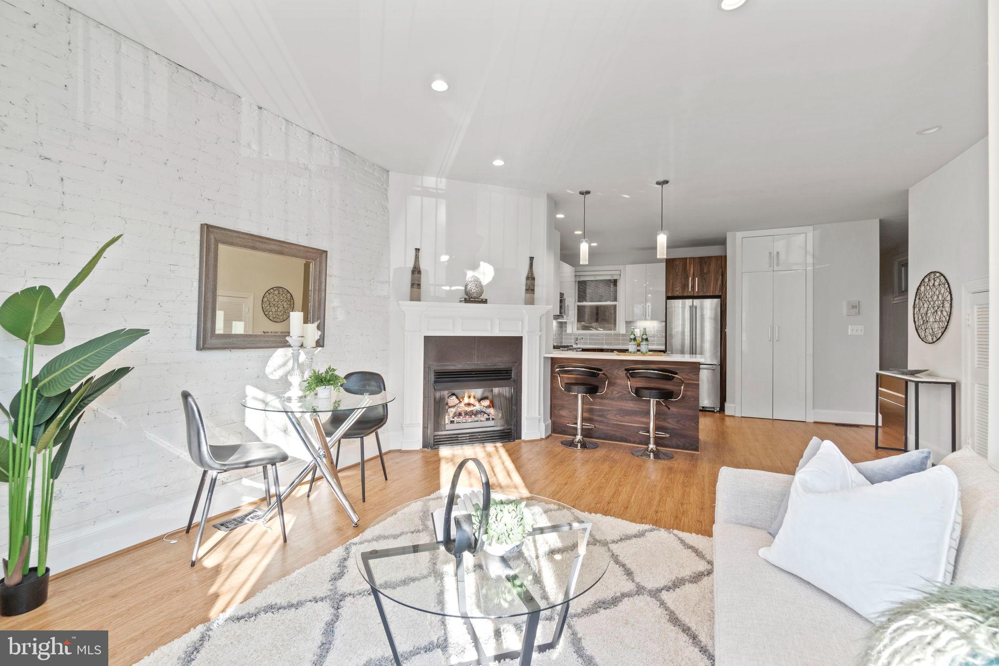 315 R Street Northwest, Unit 1 Washington, DC 20001 - Photo 3 of 19