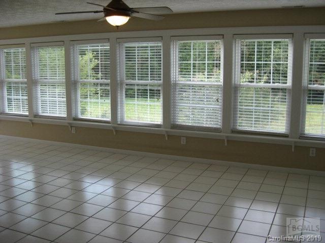 310 Summers Road Morganton, NC 28655 - Photo 3 of 17 Gallery Image 3