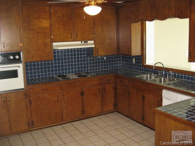 310 Summers Road Morganton, NC 28655 - Photo 6 of 17 Gallery Image 6