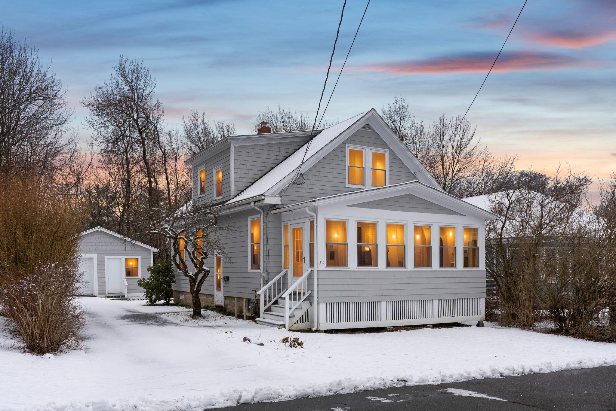 32 Rosedale Street, Portland