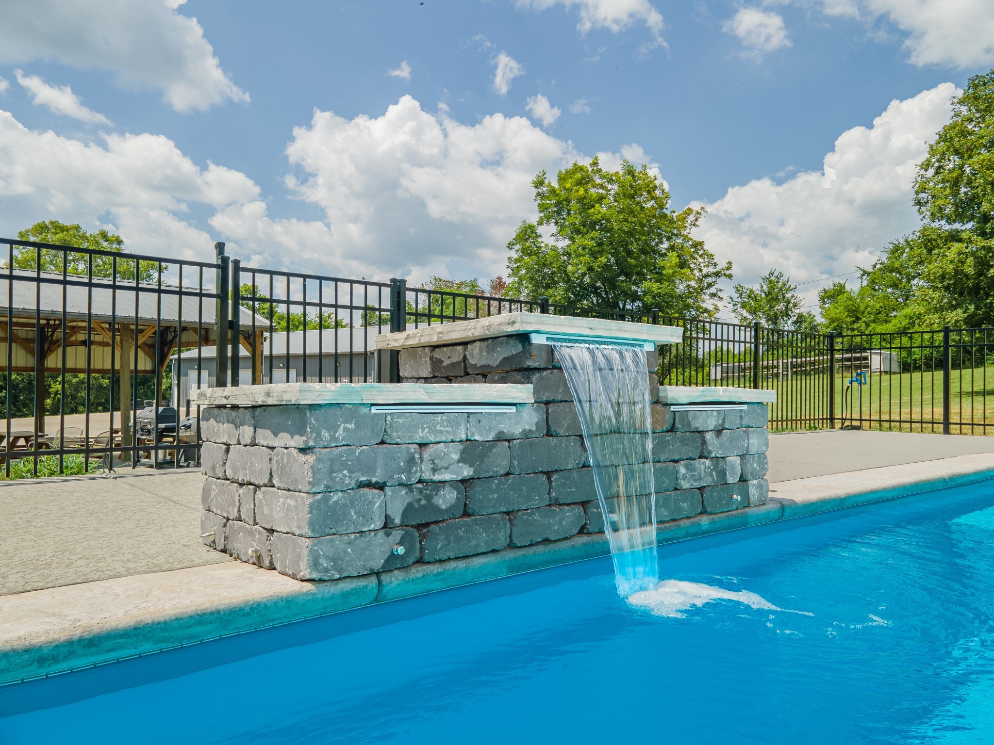 1056 South Cross Bridges Road Mount Pleasant, TN 38474 - Photo 5 of 30