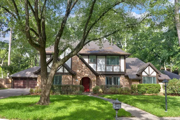$380,000 | 5618 Braxtonshire Court, Houston, TX 77069