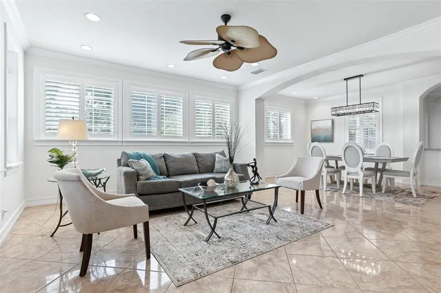 $879,000 | 321 Barbara Circle, Belleair, FL 33756